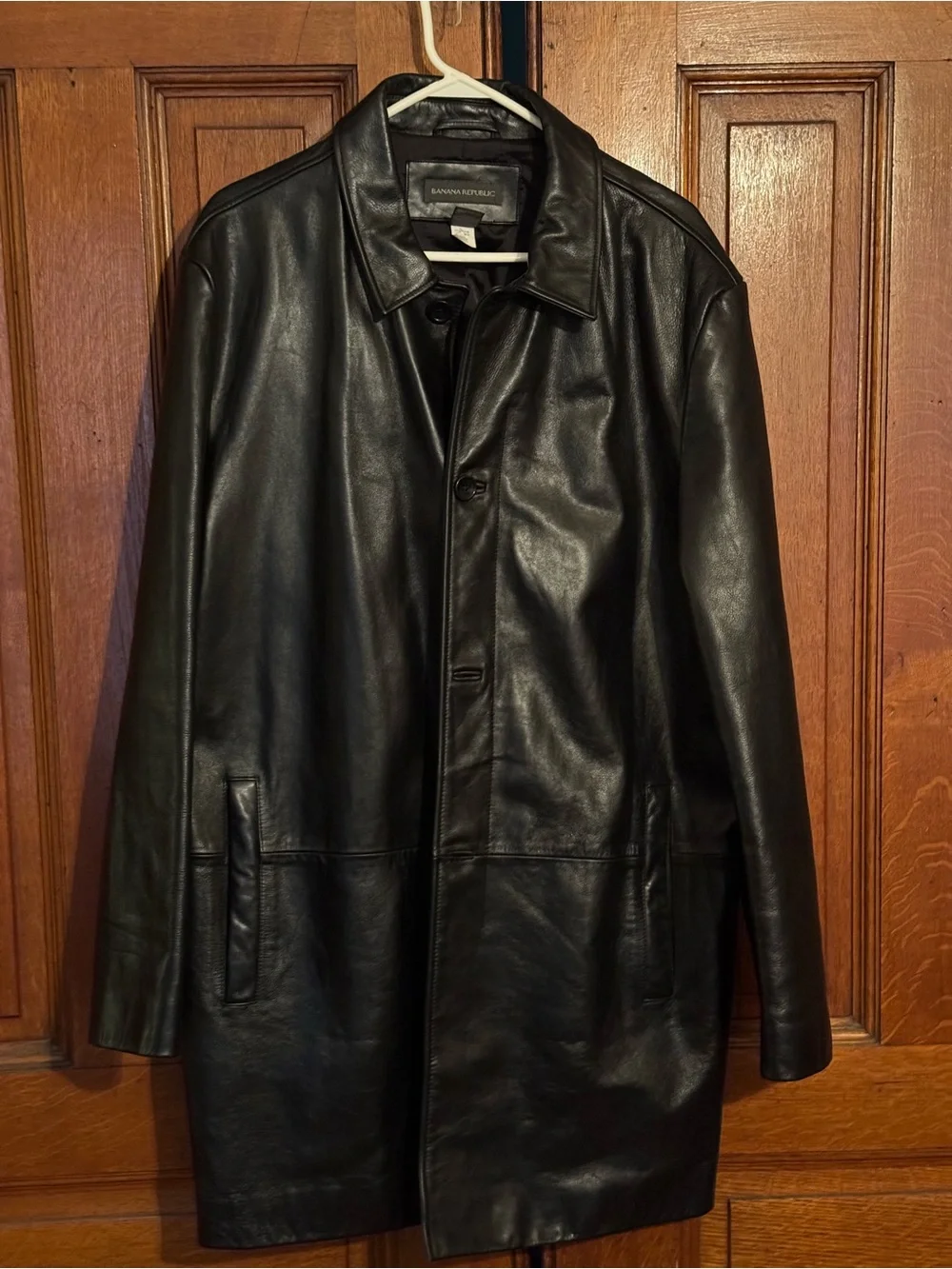 Banana Republic Black Leather Trench Coat Men’s size XL. Excellent.